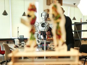 Yapay Zekaya Sahip Türk Robotu: Cuma